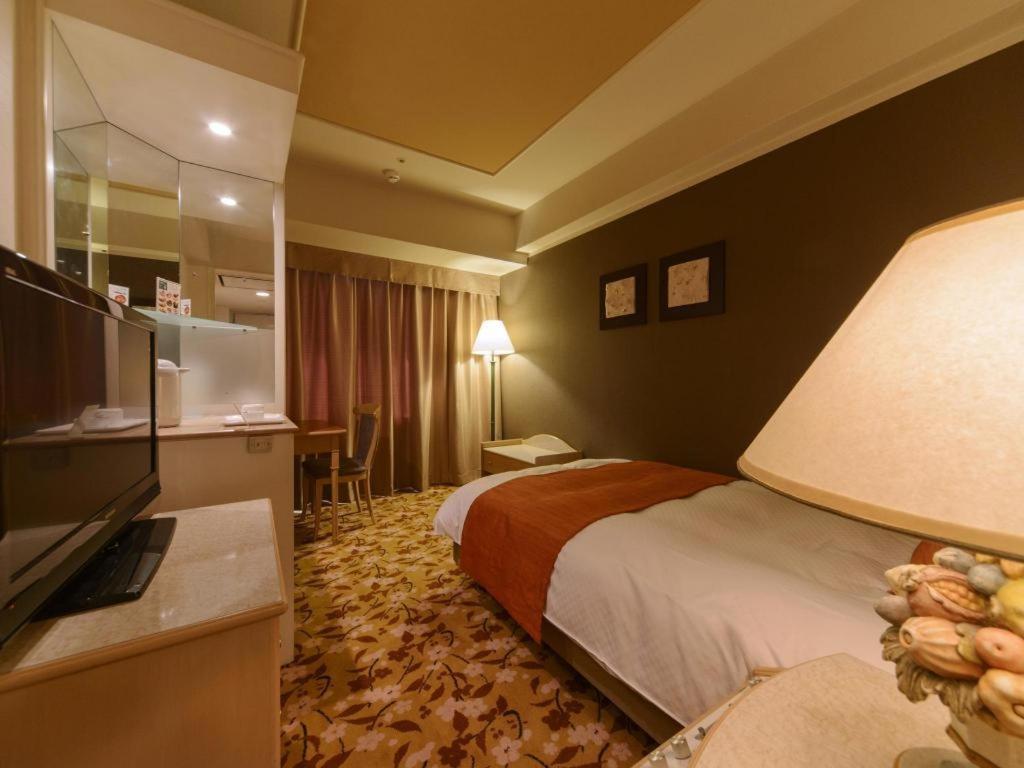 Miyazaki Kanko Hotel Buitenkant foto