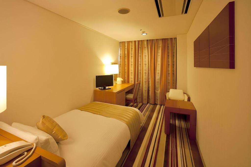 Miyazaki Kanko Hotel Buitenkant foto